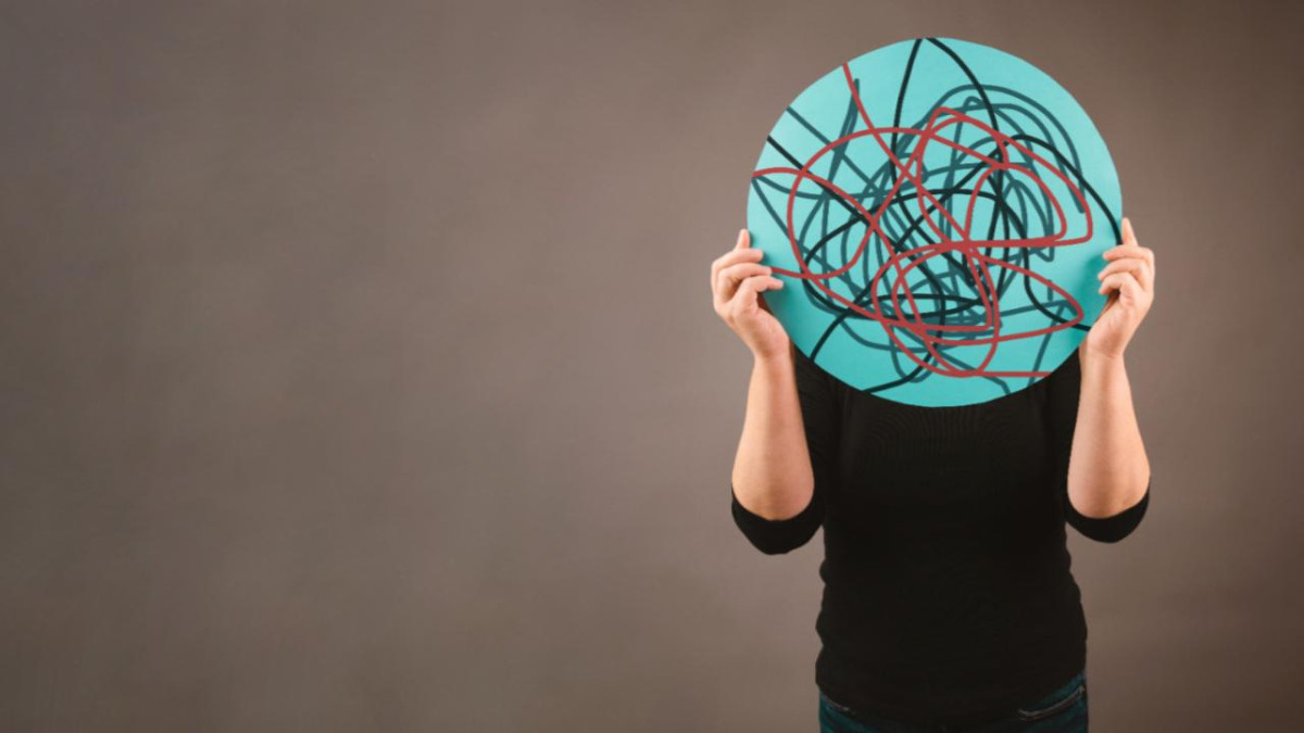 Yetişkinlerde DEHB: Dikkat dağınıklığı mı, fark edilmemiş bir çocukluk hastalığı mı?