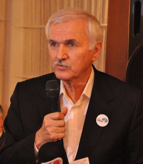 YÜZLEŞMEK: YANLIŞI ÖRTMEK Mİ, YANLIŞTAN DÖNMEK Mİ?