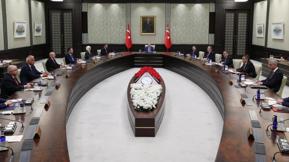 Kabine yoğun gündemle toplanacak