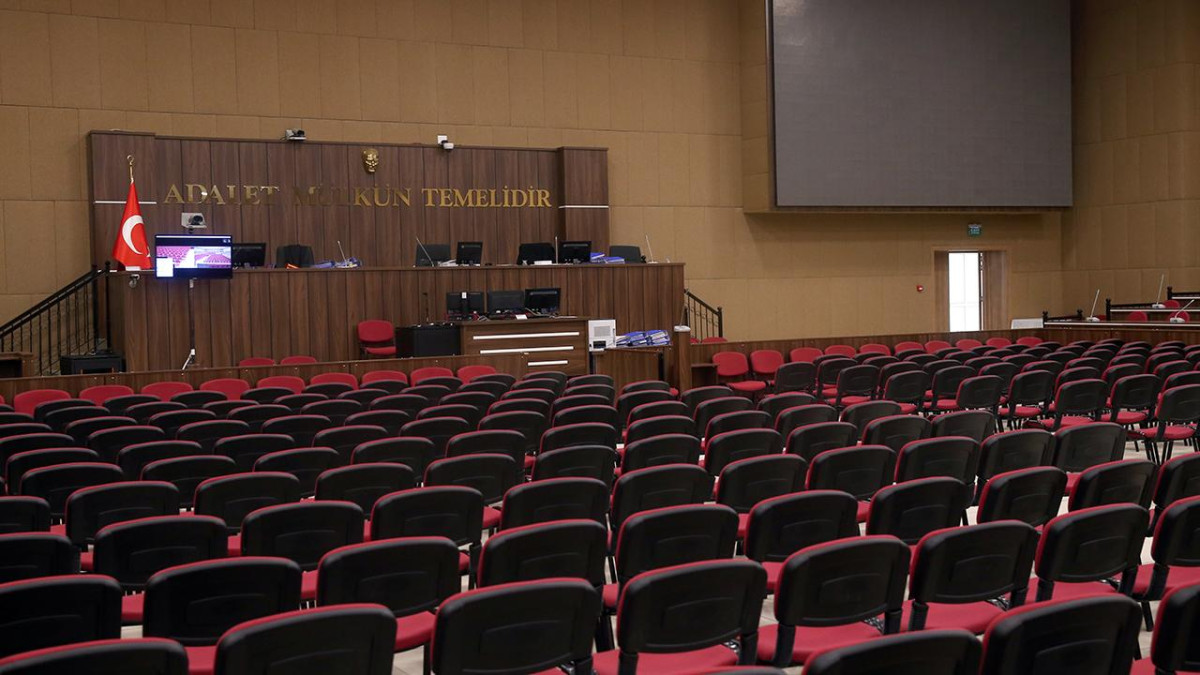 Torununu 5 yıl boyunca evde saklayan babaanneye insan ticareti davası açıldı