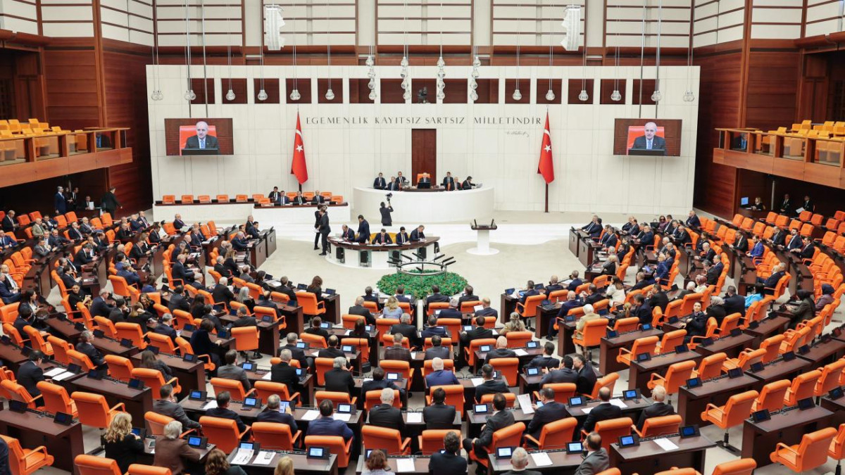 Meclis yeni yasama yılına yoğun gündemle başlıyor
